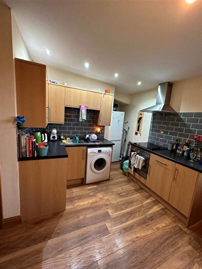 1 Bedroom House To Rent In Richmond Road, Roath, CF24