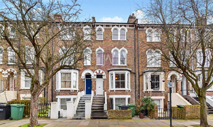 2 Bedroom Duplex To Rent In Lowfield Road, West Hampstead, London, NW6