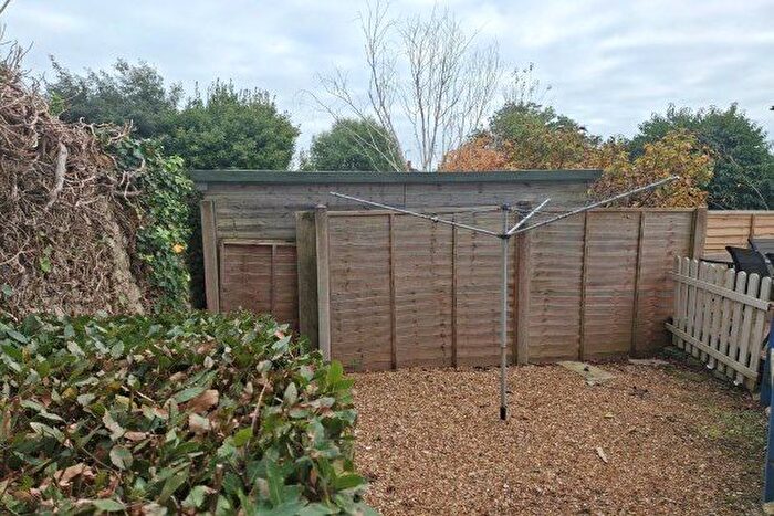 1 Bedroom Flat To Rent In Dover Street, Ryde, PO33