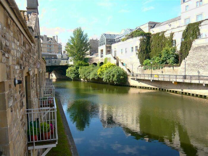 3 Bedroom Apartment To Rent In Grove Street, Bath, BA2
