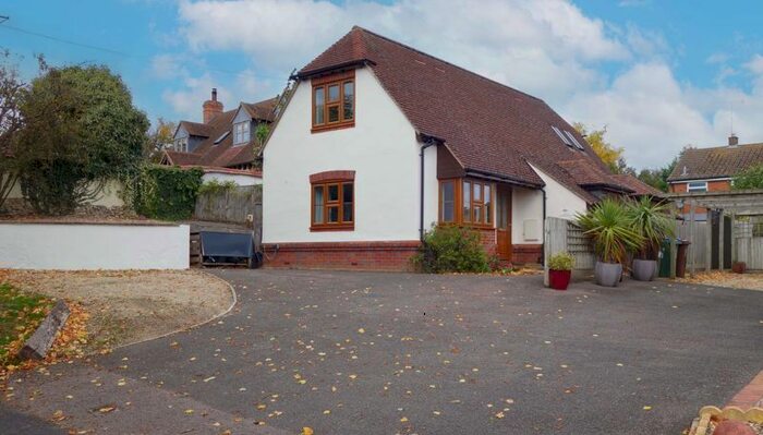 3 Bedroom Detached House For Sale In Larkins. Church Lane, Chearsley, Buckinghamshire, HP18