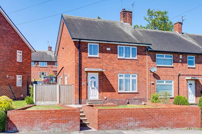 3 Bedroom End Of Terrace House For Sale In Beckhampton Road, Nottingham, NG5