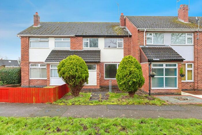 3 Bedroom Terraced House For Sale In Oak Crescent, Leicester, Leicestershire, LE3