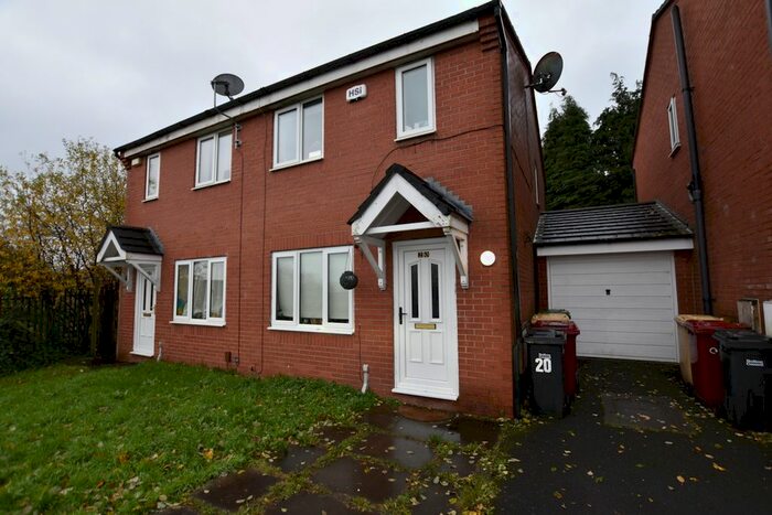 3 Bedroom Semi-Detached House To Rent In Maybreck Close, Bolton, BL3