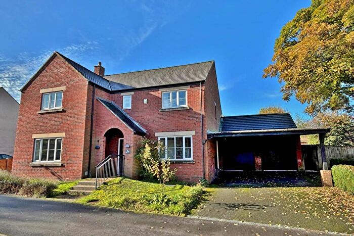 5 Bedroom Detached House For Sale In White Horse Road, Marlborough, SN8