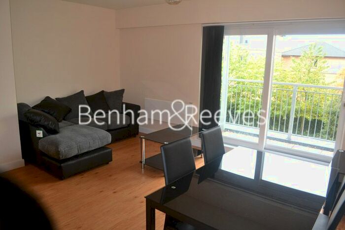 1 Bedroom Flat To Rent In Heritage Avenue, Colindale NW9