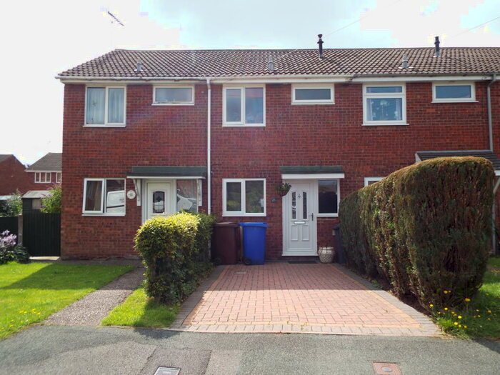 2 Bedroom Terraced House To Rent In Oak Close, Uttoxeter, ST14