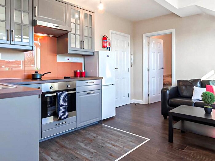 1 Bedroom Apartment To Rent In Apt, Darnley Road #, LS16