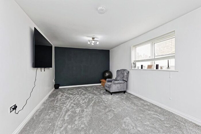 1 Bedroom Flat For Sale In Surrey Road, Cliftonville, Margate, Kent, CT9 - Photo 4