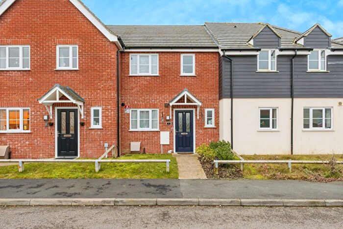 2 Bedroom Terraced House For Sale In Buckingham Close, Carbrooke, Norfolk, IP25