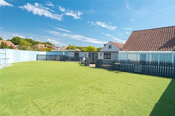 2 Bedroom Semi-Detached House For Sale In Hastings Close, Polegate, BN26