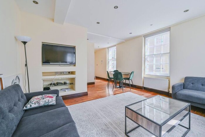 3 Bedroom Flat To Rent In Great Cumberland Place, Marylebone, London, W1H
