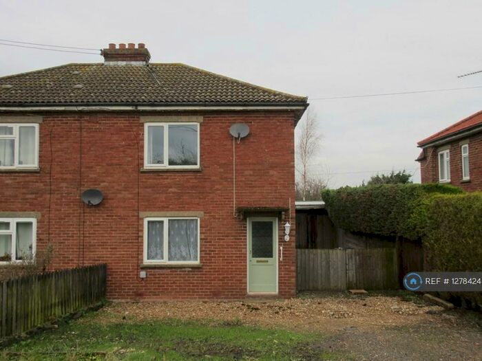 3 Bedroom Semi-Detached House To Rent In Mill Road, Wiggenhall St. Mary Magdalen, King's Lynn, PE34