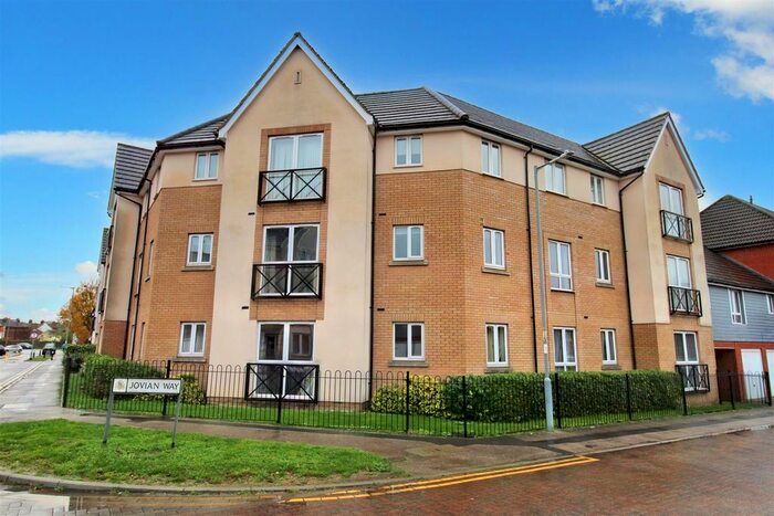 2 Bedroom Flat To Rent In Jovian Way, Ipswich, IP1