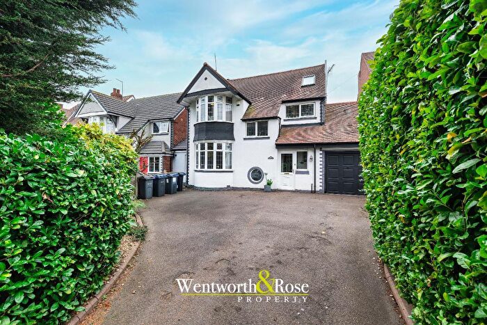 4 Bedroom Detached House For Sale In Quinton Road West, Quinton, Birmingham, B32