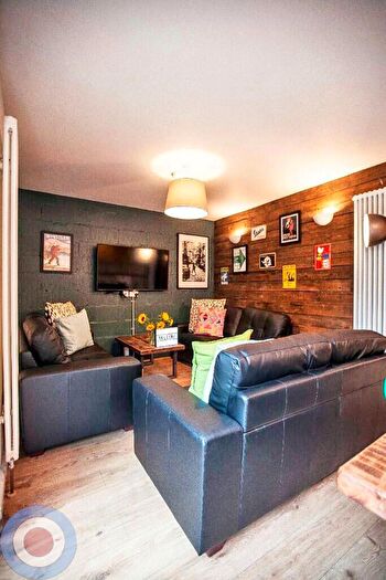 8 Bedroom House To Rent In Amherst Road Manchester, M14