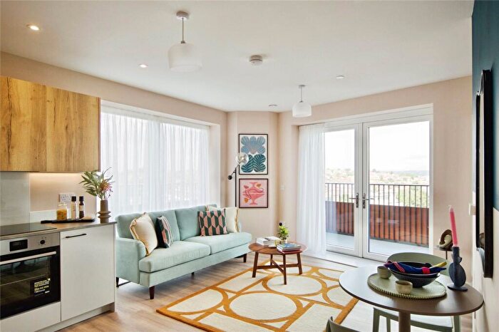 1 Bedroom Flat For Sale In The Hyde, London, NW9