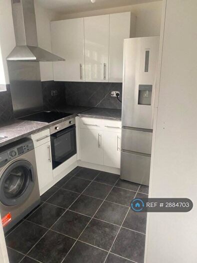 1 Bedroom Flat To Rent In Swiftsden Way, Bromley, BR1