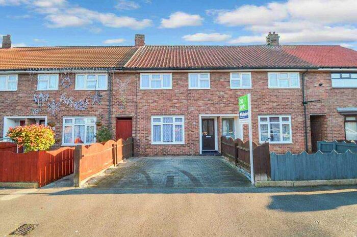 3 Bedroom Property To Rent In Saltash Road, Hull, HU4