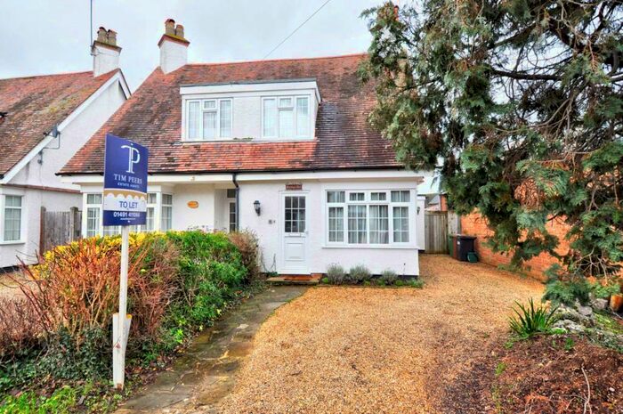 3 Bedroom Semi-Detached House To Rent In Northfield Road, Henley-On-Thames, RG9