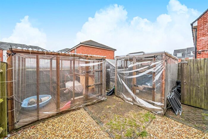 2 Bedroom Coach House For Sale In Cavendish Drive, Locks Heath, SO31