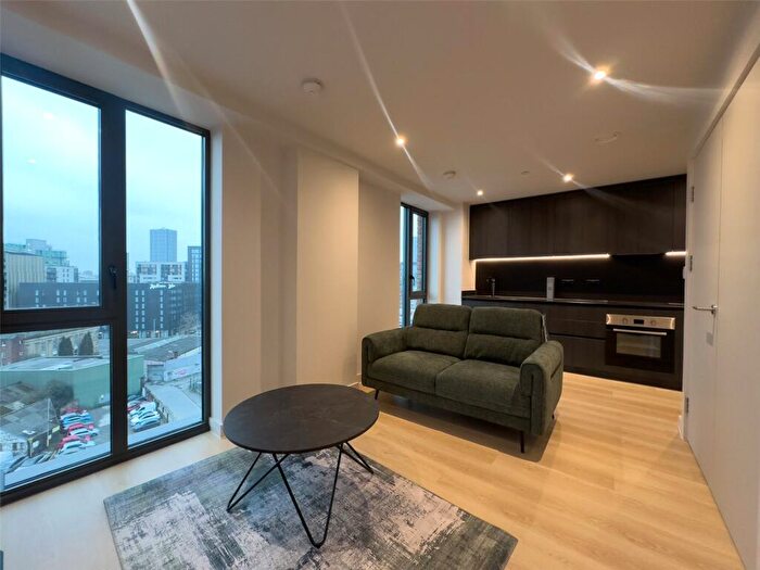 1 Bedroom Apartment To Rent In Dutton Street, Manchester, M3
