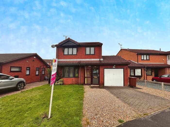 3 Bedroom House To Rent In Elsham Crescent, Lincoln, LN6