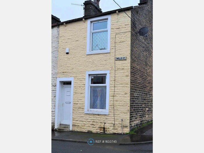 2 Bedroom End Of Terrace House To Rent In Willis Street, Burnley, BB11