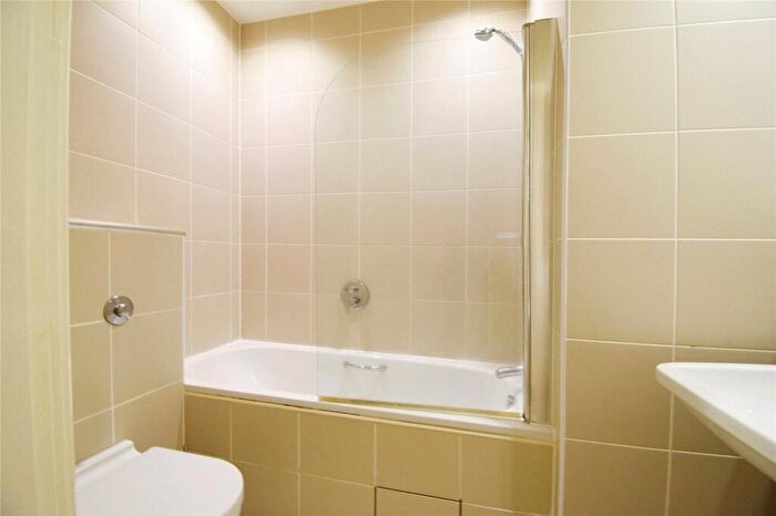 2 Bedroom Apartment To Rent In Water Street, City Centre, Liverpool, L3