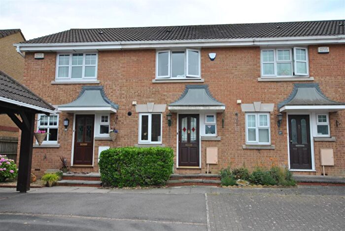 2 Bedroom House To Rent In Constable Close, Keynsham, Bristol, BS31