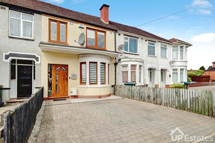 3 Bedroom Terraced House For Sale In Cheveral Avenue, Coventry, CV6