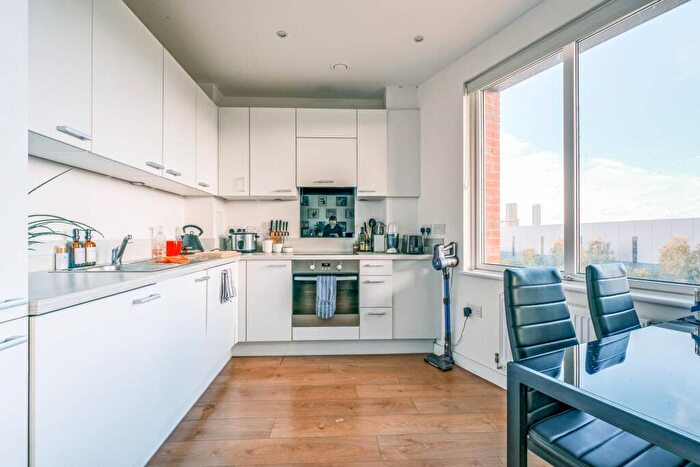 2 Bedroom Flat For Sale In Navigation Road, , Tower Hamlets, London, E3
