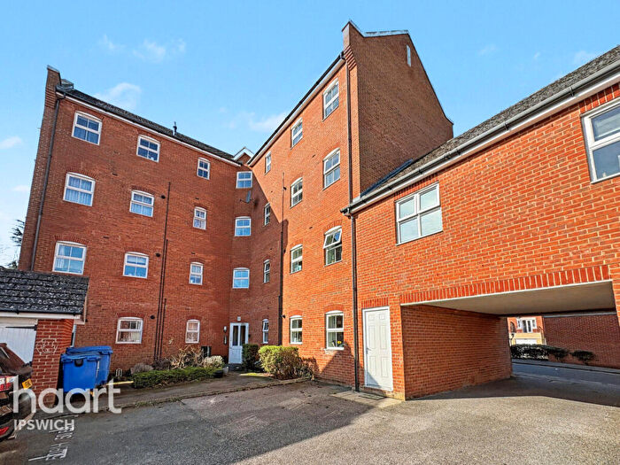 2 Bedroom Apartment For Sale In Bramley Hill, Ipswich, IP4