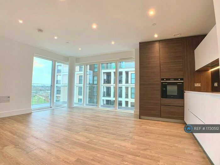 2 Bedroom Flat To Rent In Cobham House, London, SE3