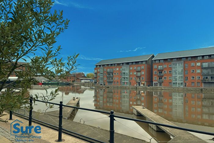2 Bedroom Flat For Sale In The Docks, Gloucester, GL1