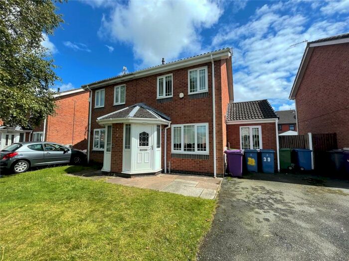 2 Bedroom Semi-Detached House To Rent In Lindisfarne Drive, Liverpool, Merseyside, L12