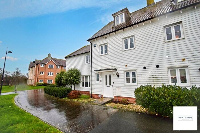 4 Bedroom Town House For Sale In St. James Walk, Polegate, BN26