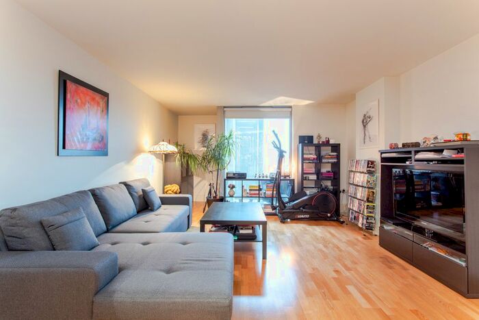 1 Bedroom Flat To Rent In Highbury Stadium Square, London, N5