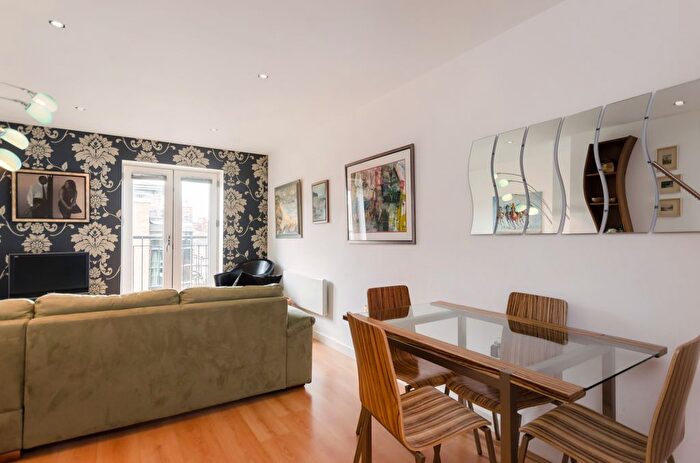 1 Bedroom Flat To Rent In Centurion Square, Skeldergate, York, YO1