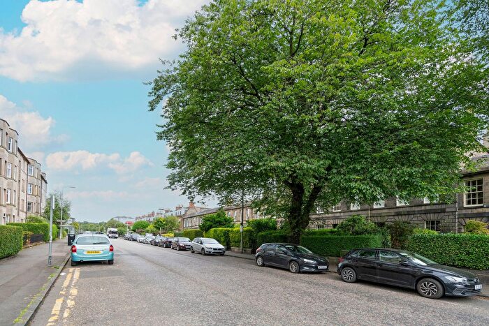 2 Bedroom Flat To Rent In Comely Bank, City Centre, Edinburgh, EH4