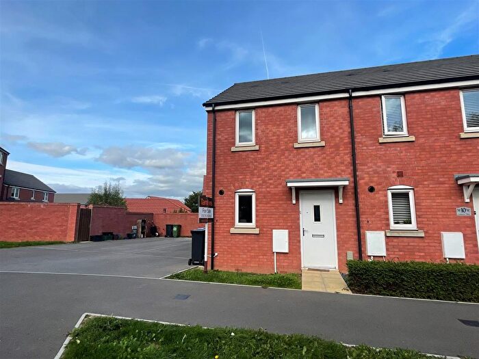 2 Bedroom End Terrace House For Sale In Campion Way, Bridgwater, TA5