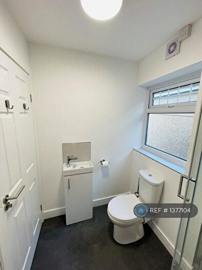 4 Bedroom Terraced House To Rent In Queen Street, Treforest, CF37