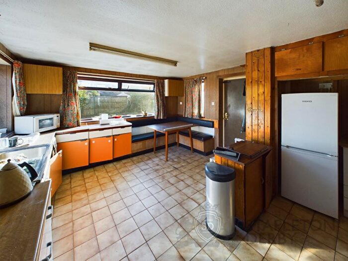 2 Bedroom Detached Bungalow For Sale In Vining Road, Prescot, L35