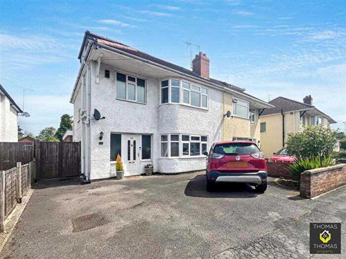 4 Bedroom Semi Detached House For Sale In Kingscroft Road, Hucclecote, GL3
