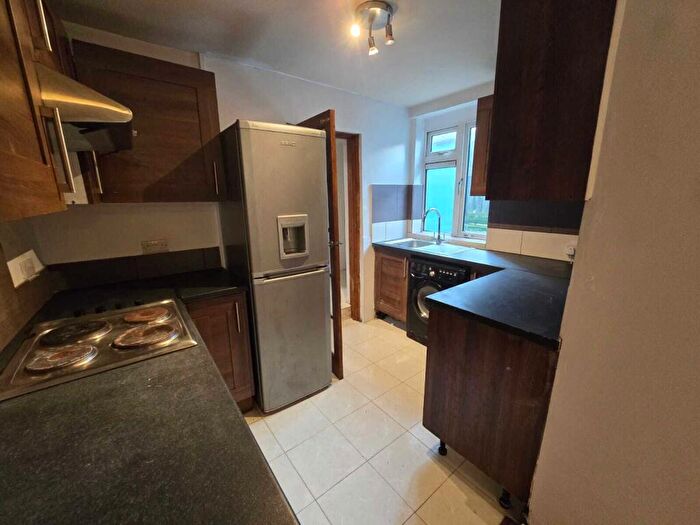 1 Bedroom Flat To Rent In Sackville Road, Hove, BN3