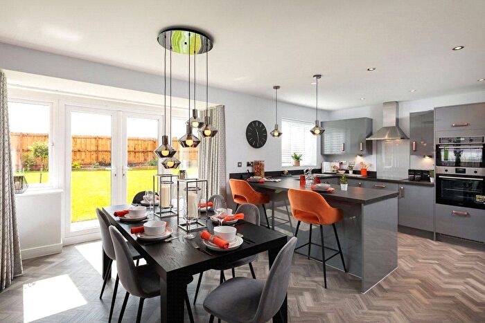 4 Bedroom Detached House For Sale In Lucas Gardens, Shirley, Solihull, West Midlands, B90