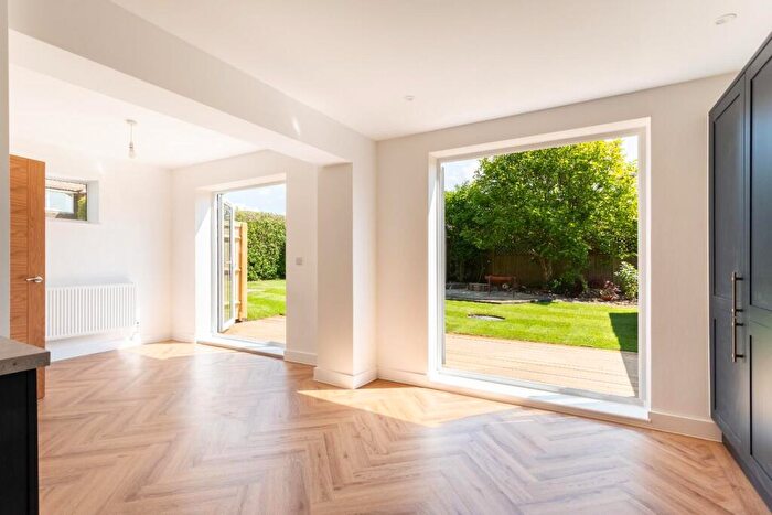 3 Bedroom House For Sale In Downsview, Small Dole, Henfield, BN5
