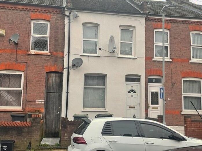2 Bedroom Terraced House To Rent In Malvern Road, Luton, LU1