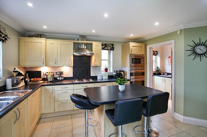 4 Bedroom Detached House For Sale In Nursery Close, Moreton-in-Marsh, Gloucestershire., GL56
