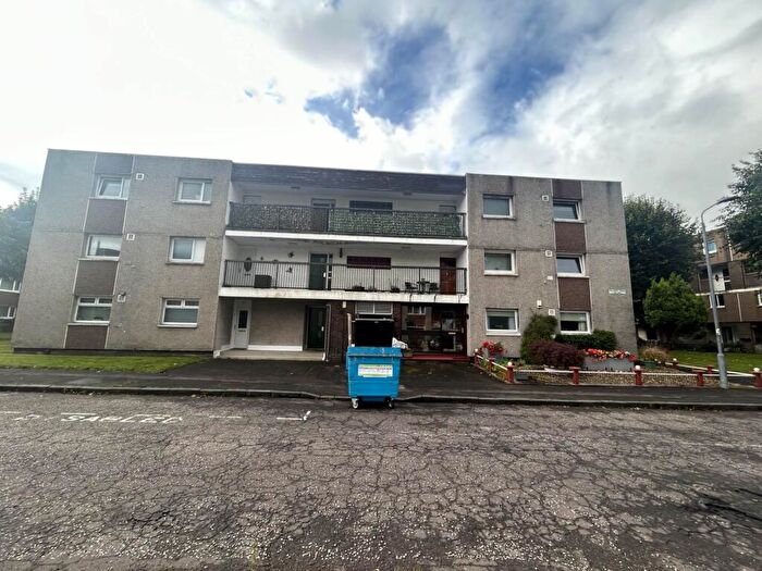 2 Bedroom Flat To Rent In Millford Drive, Paisley, PA3